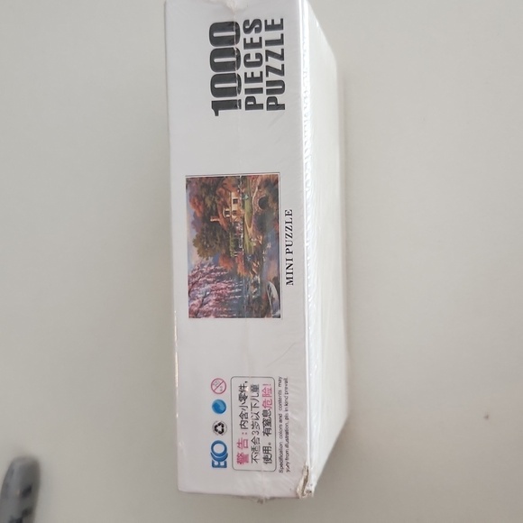Mini puzzle 1000 pieces eco NWT Nib New - Picture 5 of 7